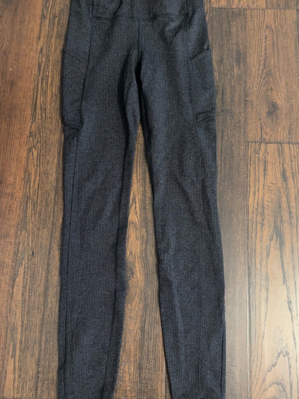 Women’s LuLuLemon leggings size 4